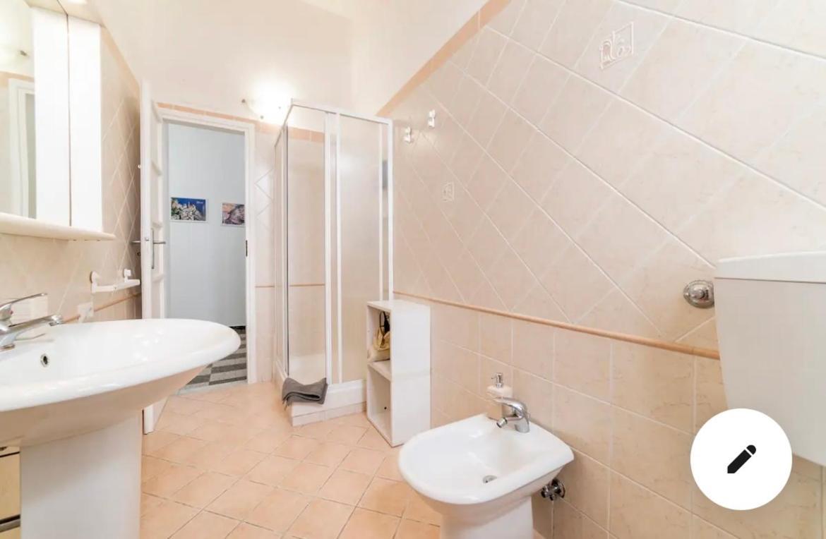 Casa Vacanze Sunshine Salerno Exterior foto